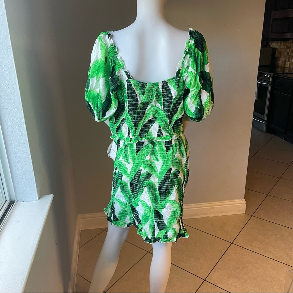 Plus Size Smocked Tropical top and Leaf Skirt setTop is size 2x - Picture 4 of 13